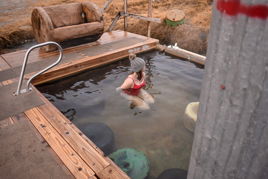 Your Guide to the Alvord Desert Hot Spring • Reckless Roaming