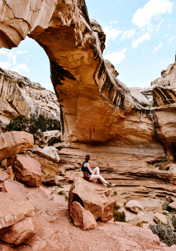 Hickman Bridge Trail is a great day hike and one of the easier trails (with a big pay off) in Capitol Reef National Park